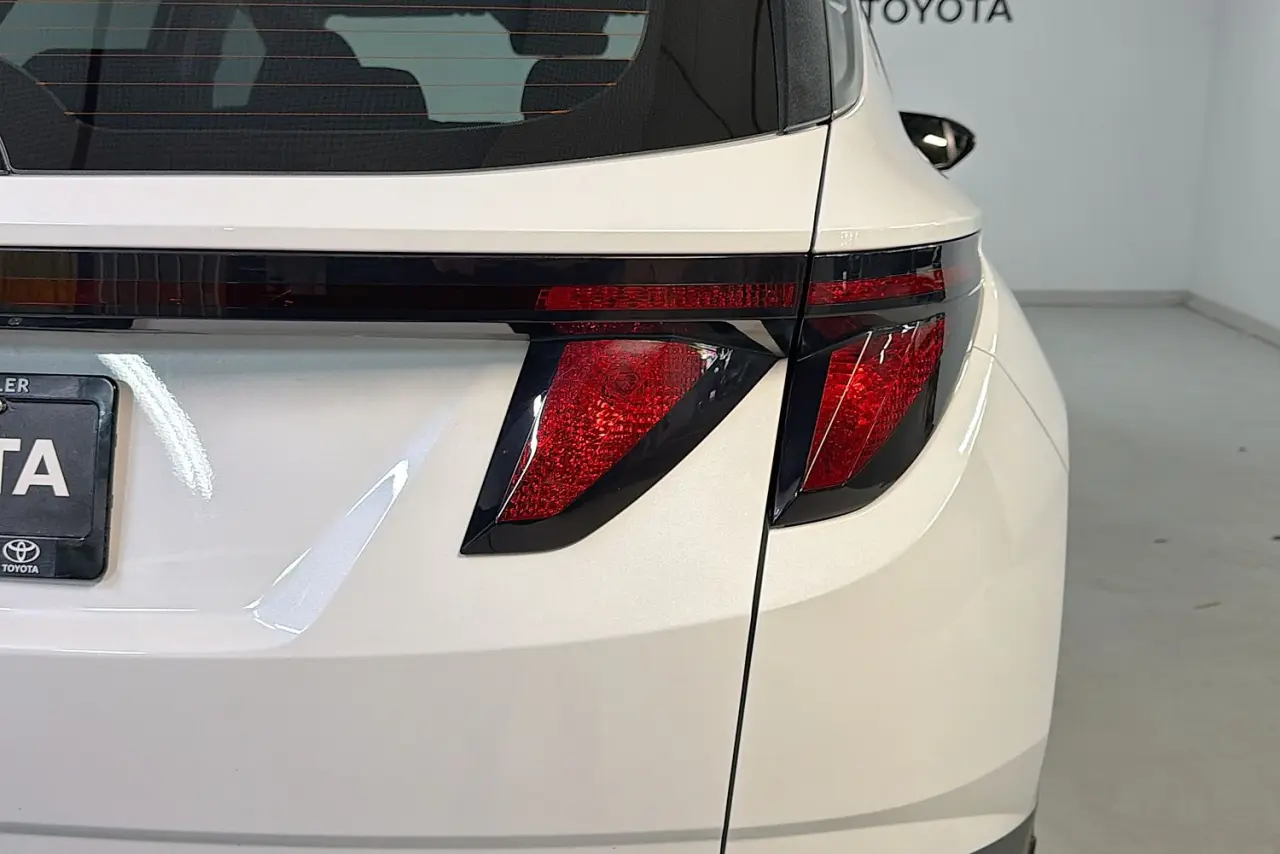 2022 Hyundai Tucson Gallery Image 9