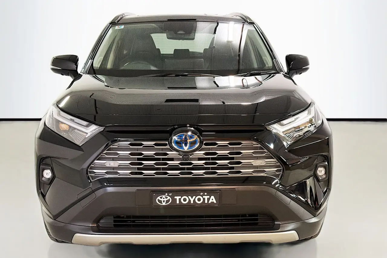 2024 Toyota RAV4 Gallery Image 2