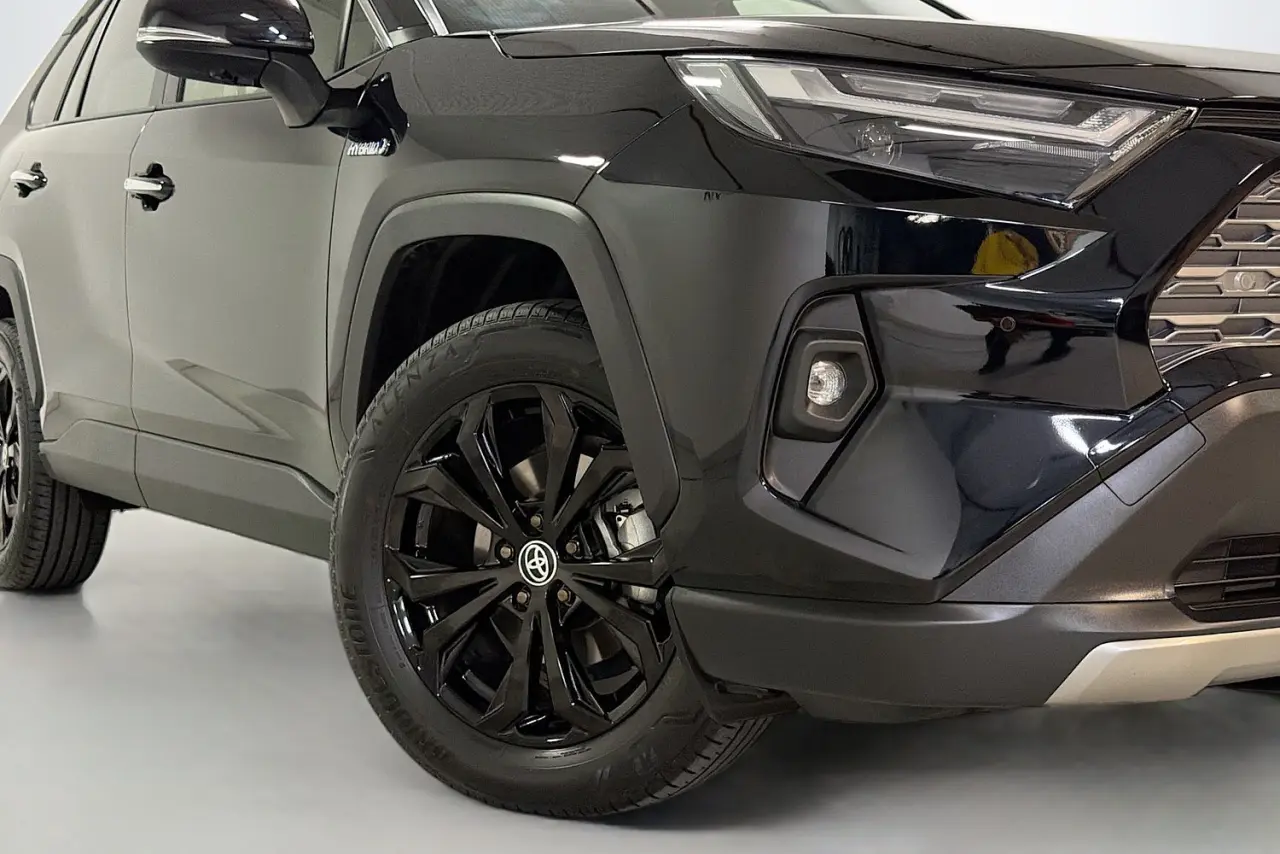 2024 Toyota RAV4 Gallery Image 28