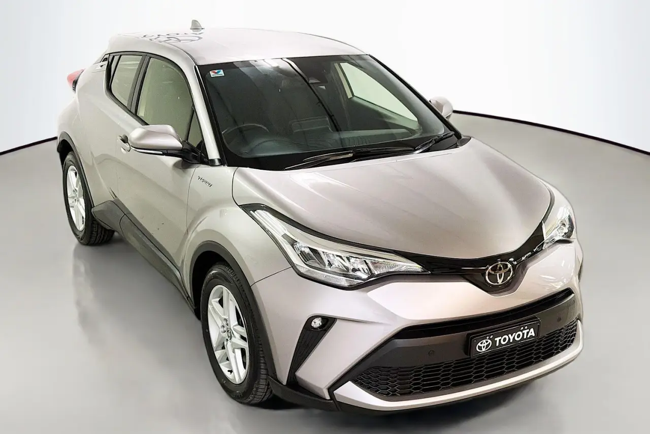 2021 Toyota C-HR Gallery Image 30