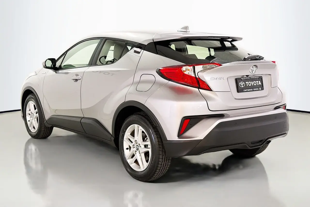 2021 Toyota C-HR Gallery Image 6