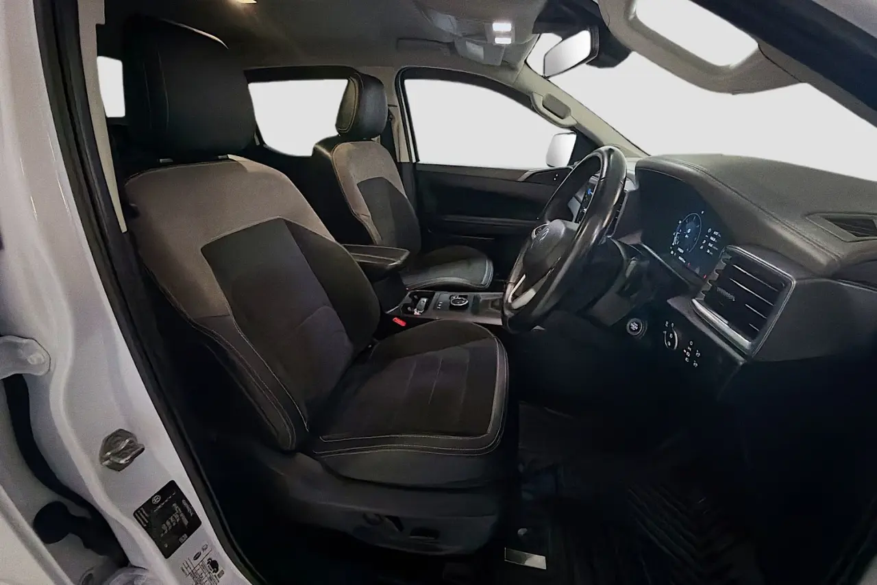 2023 Volkswagen Amarok Gallery Image 13