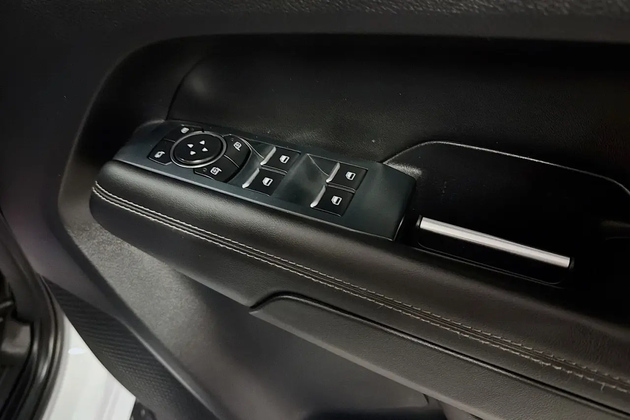 2023 Volkswagen Amarok Gallery Image 24