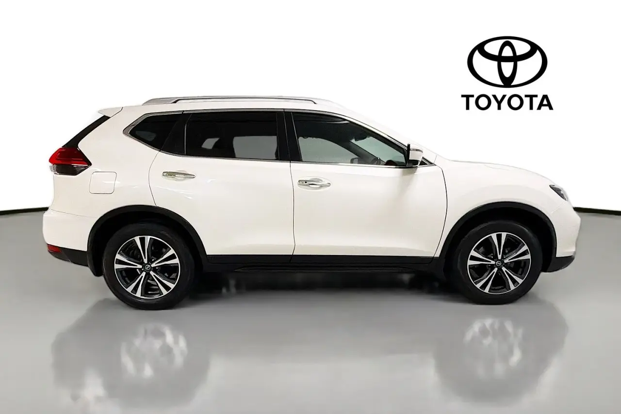 2021 Nissan X-TRAIL Gallery Image 11