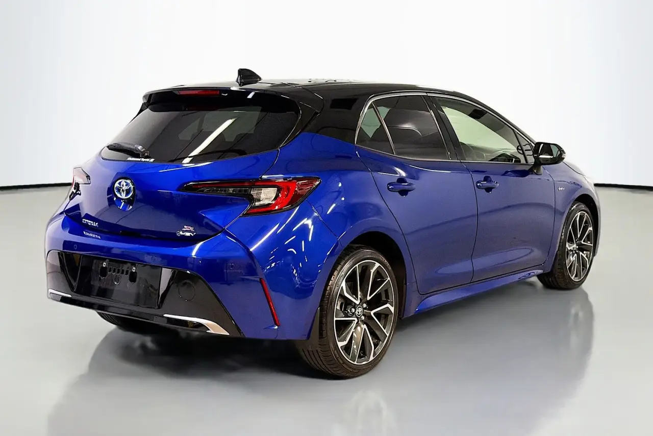 2025 Toyota Corolla Gallery Image 10