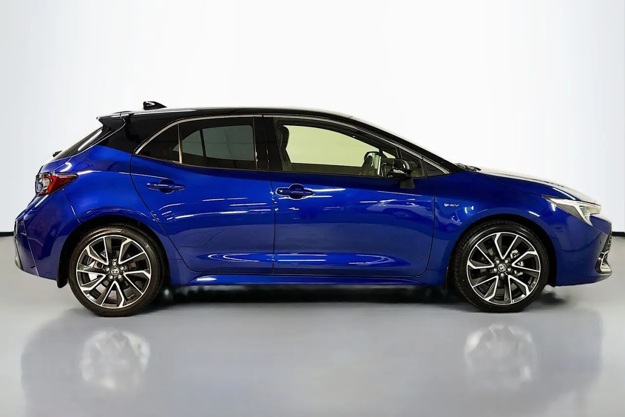 2025 Toyota Corolla Gallery Image 11