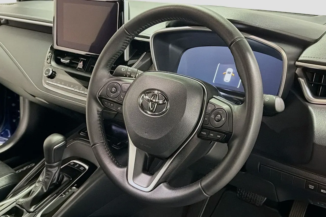 2025 Toyota Corolla Gallery Image 13