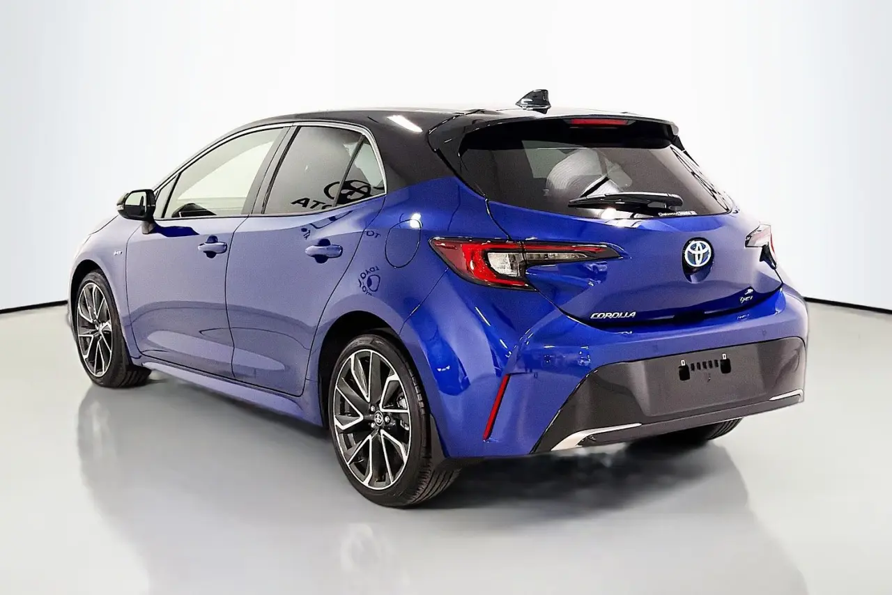 2025 Toyota Corolla Gallery Image 6