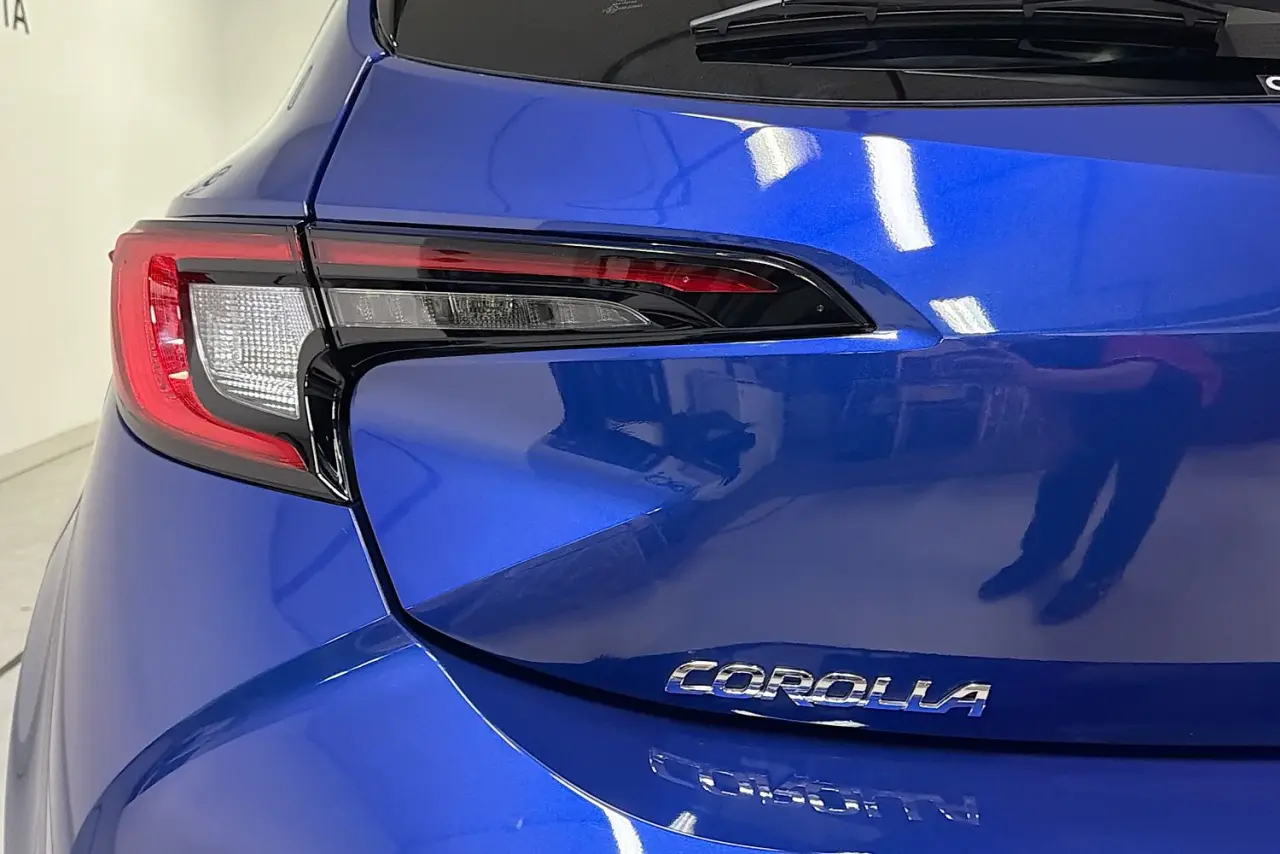 2025 Toyota Corolla Gallery Image 8