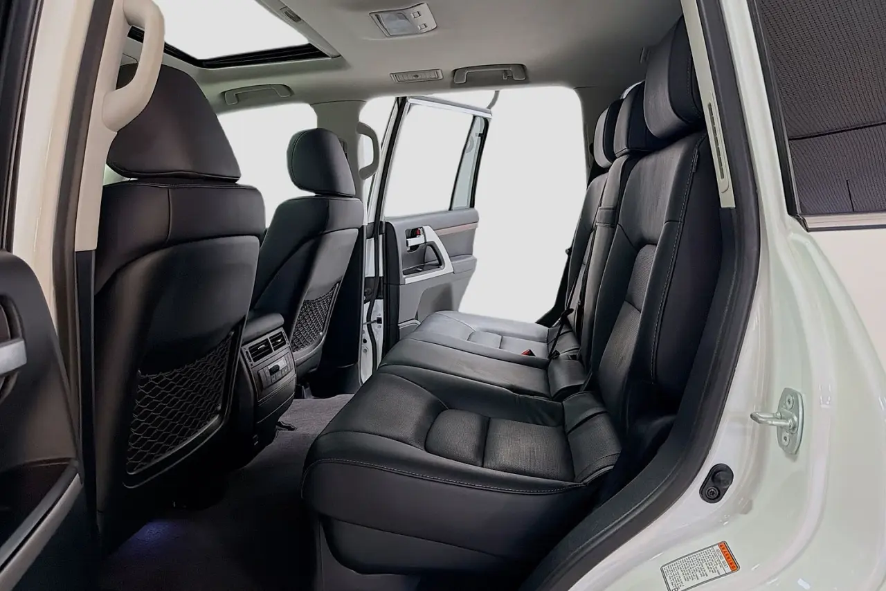 2019 Toyota Landcruiser Gallery Image 26