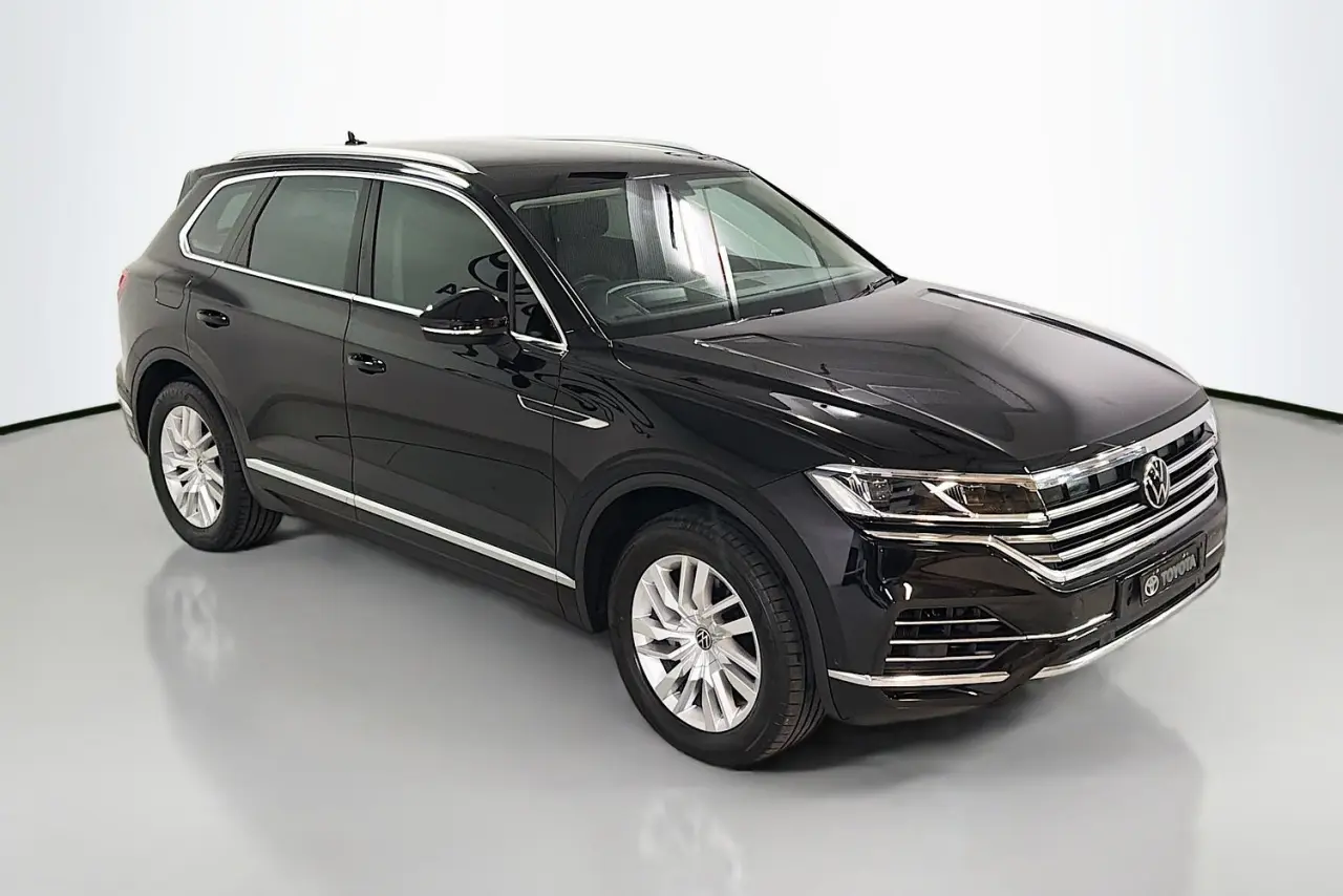 2022 Volkswagen Touareg Gallery Image 29