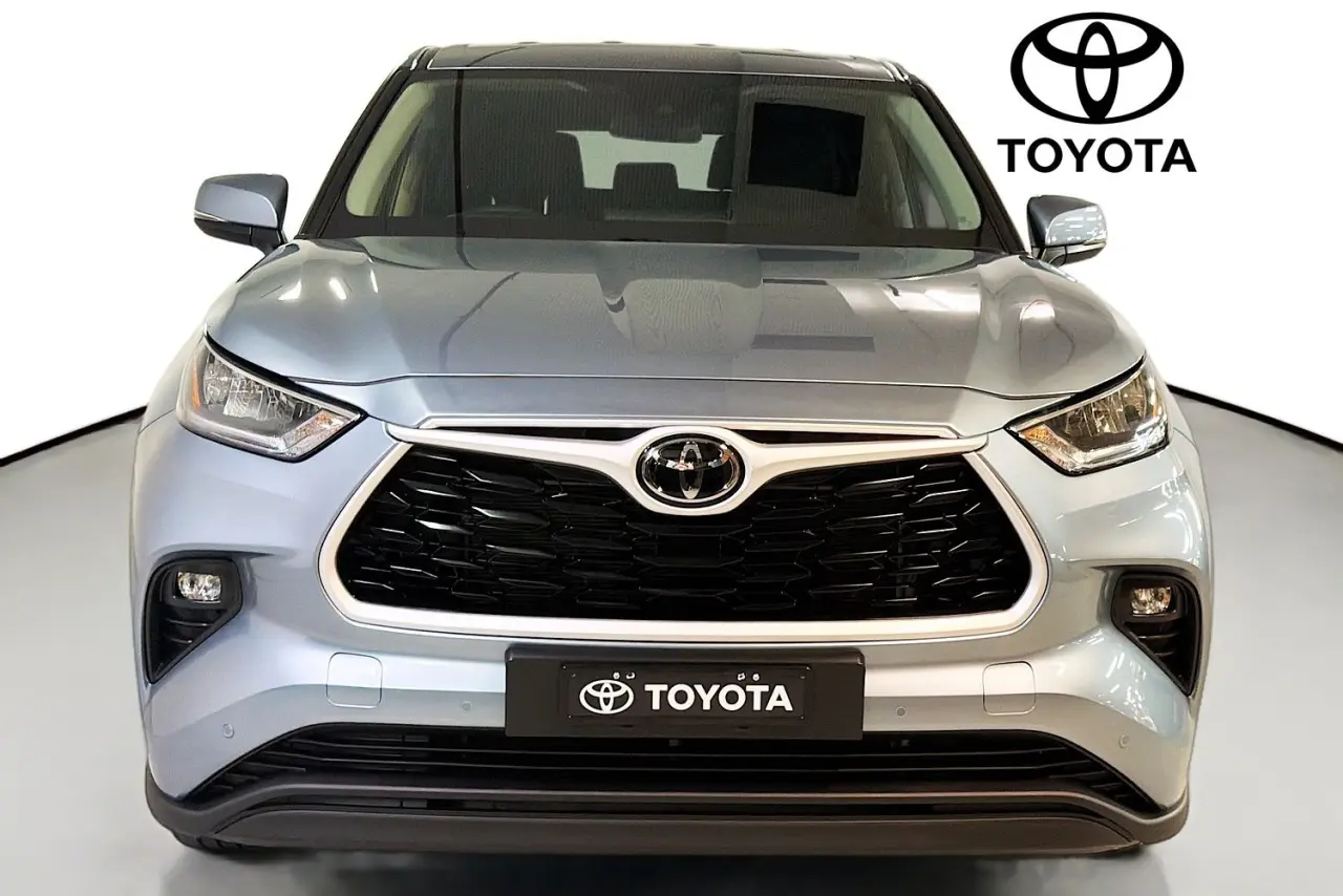 2023 Toyota Kluger Gallery Image 2