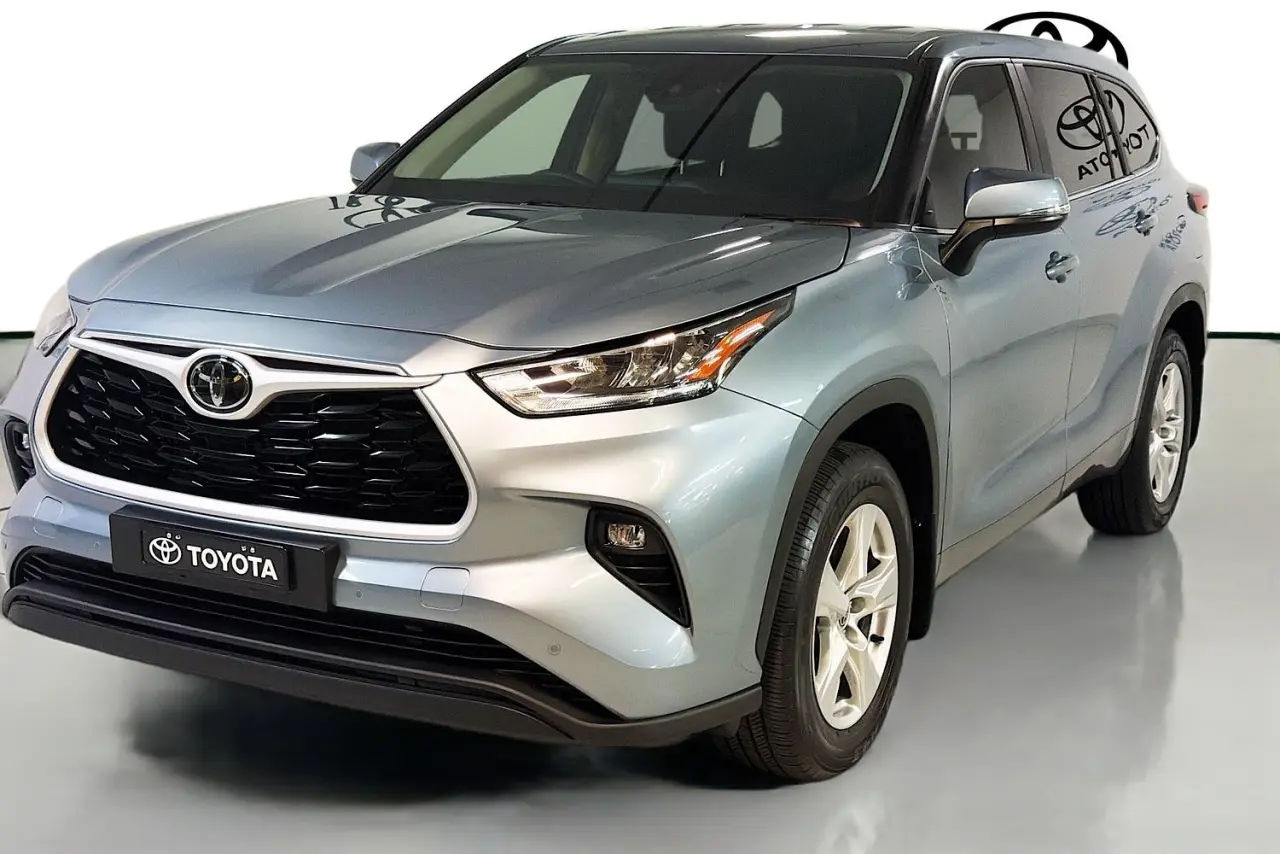 2023 Toyota Kluger Gallery Image 4