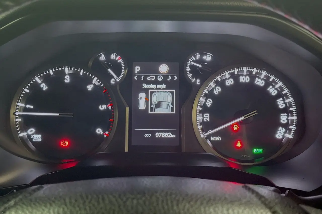 2022 Toyota Landcruiser Prado Gallery Image 21