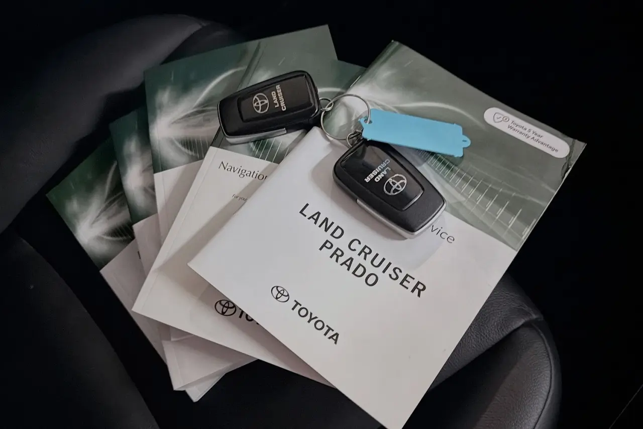 2022 Toyota Landcruiser Prado Gallery Image 29