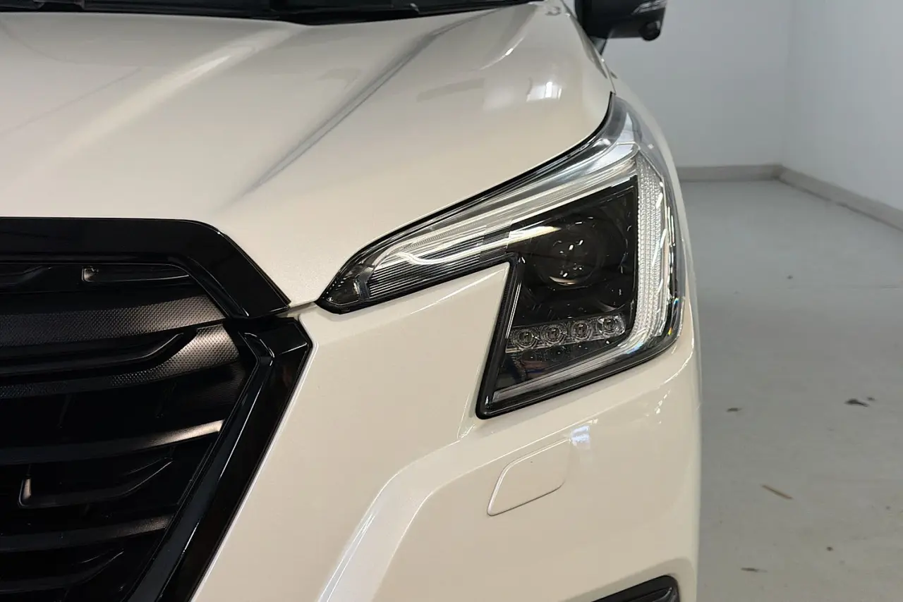 2021 Subaru Forester Gallery Image 3