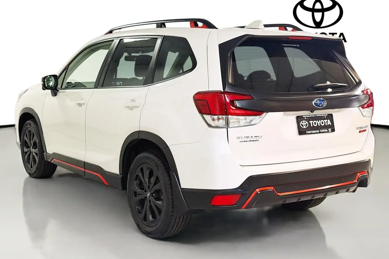 2021 Subaru Forester Gallery Image 6