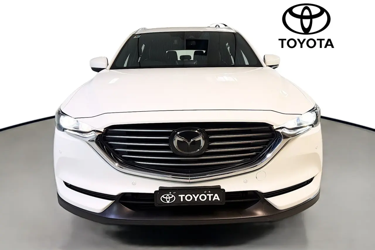 2022 Mazda CX-8 Gallery Image 2