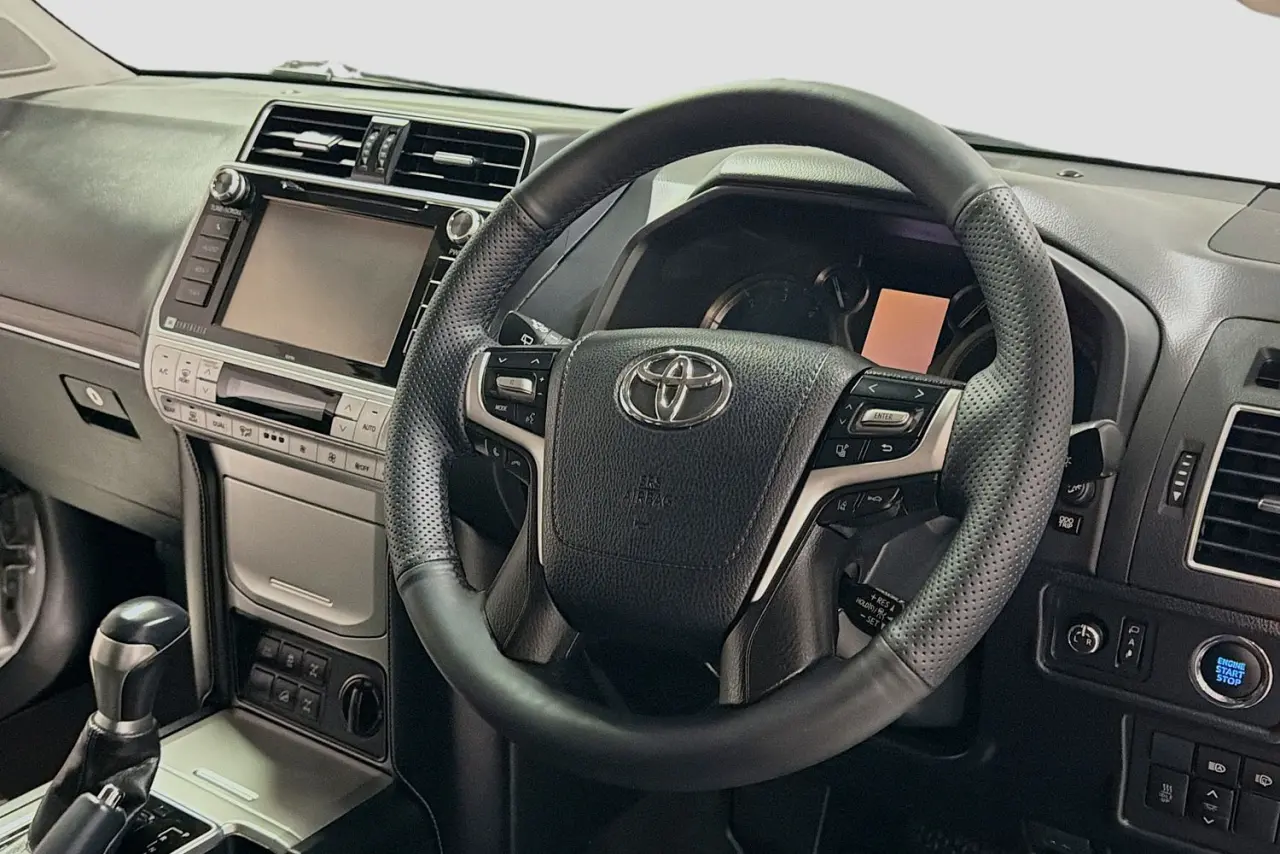 2019 Toyota Landcruiser Prado Gallery Image 14