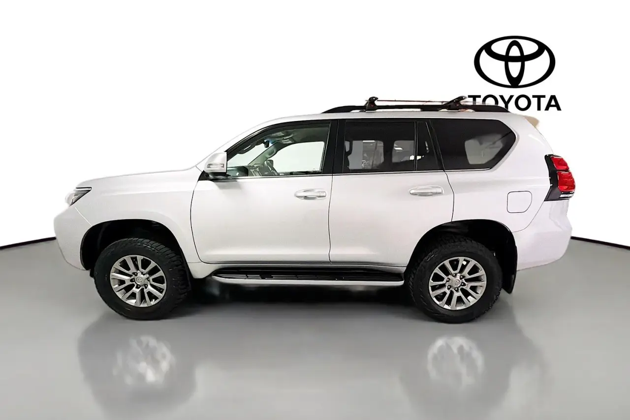 2019 Toyota Landcruiser Prado Gallery Image 5