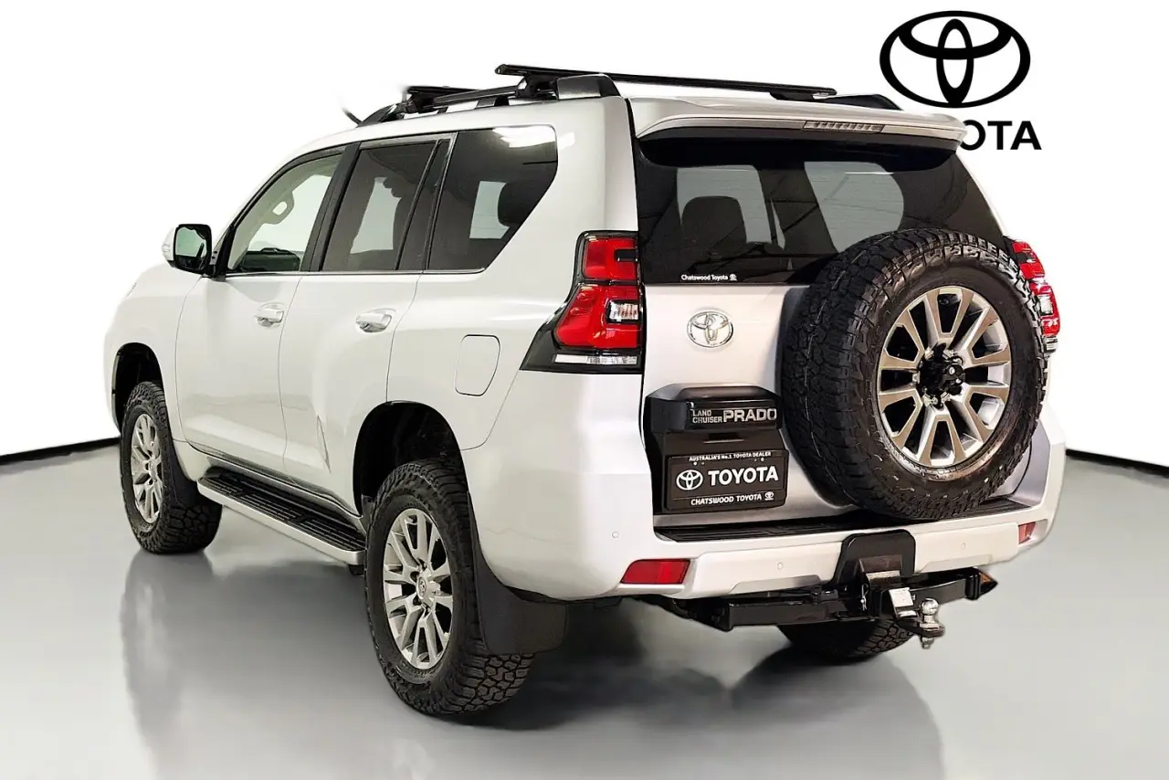 2019 Toyota Landcruiser Prado Gallery Image 6