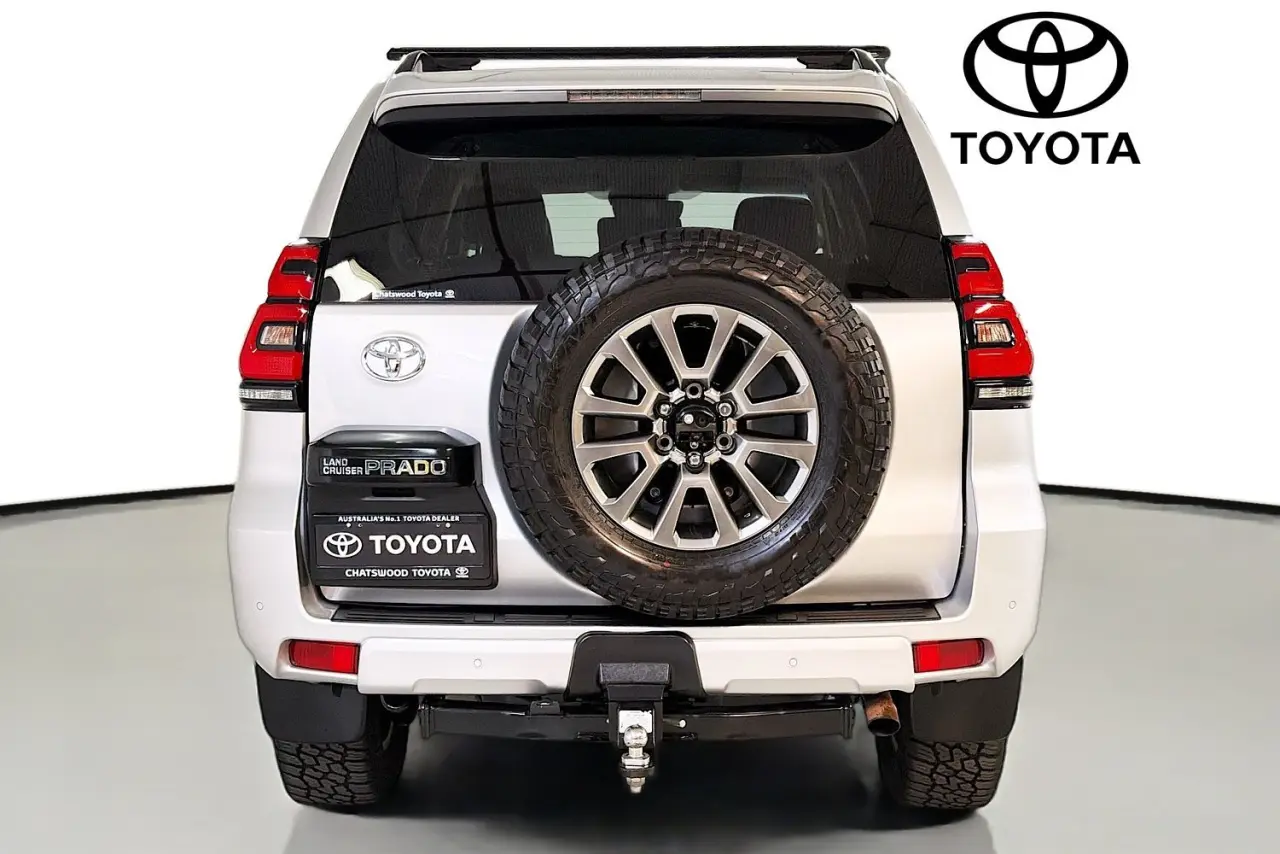 2019 Toyota Landcruiser Prado Gallery Image 7