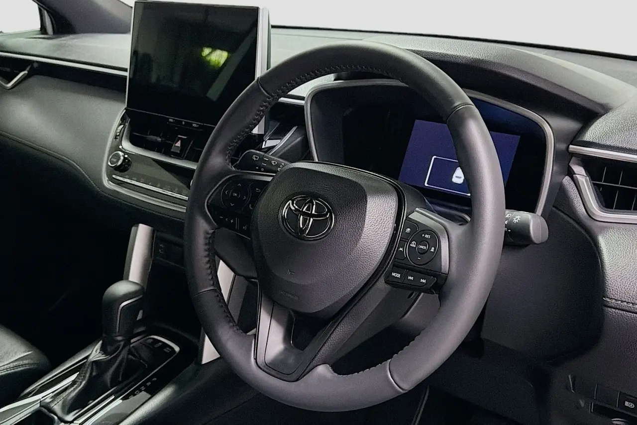 2024 Toyota Corolla Cross Gallery Image 13