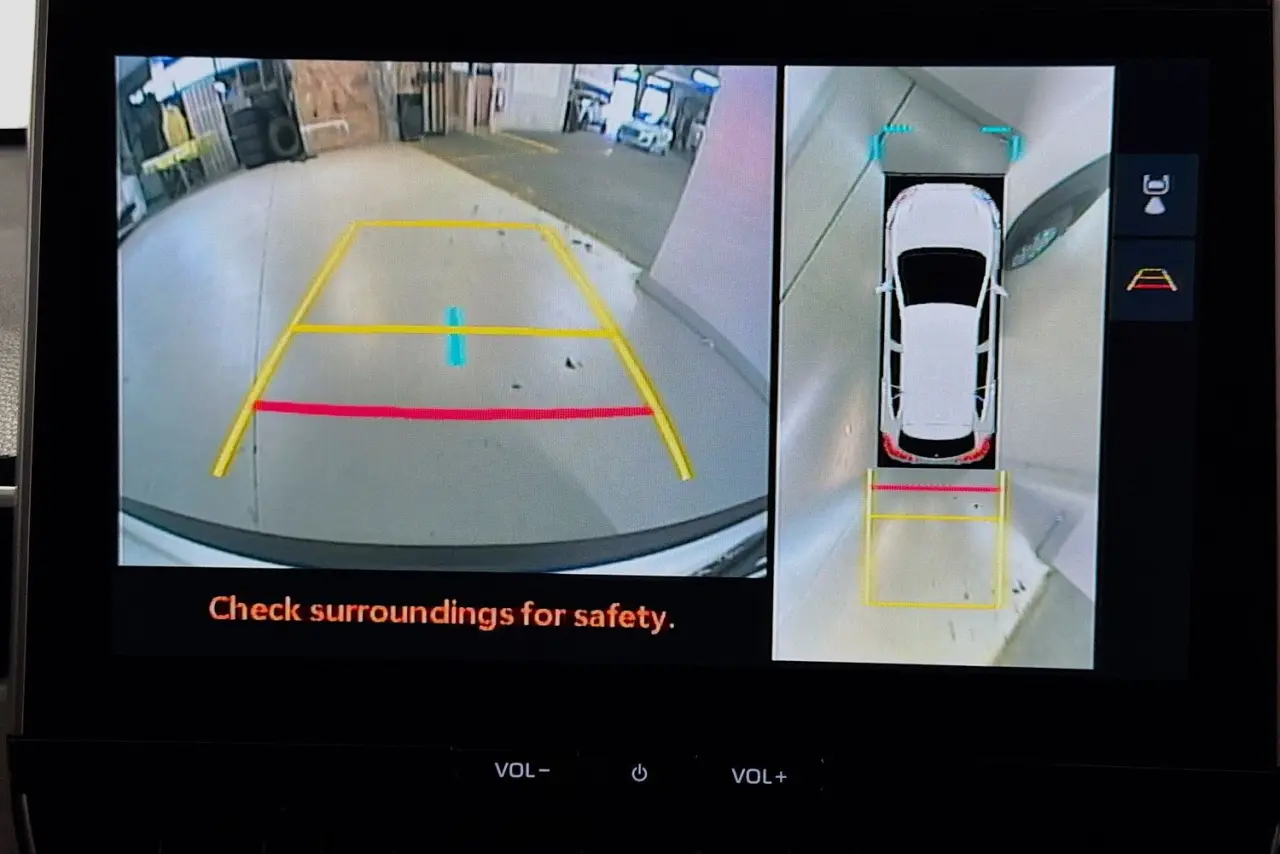 2024 Toyota Corolla Cross Gallery Image 15