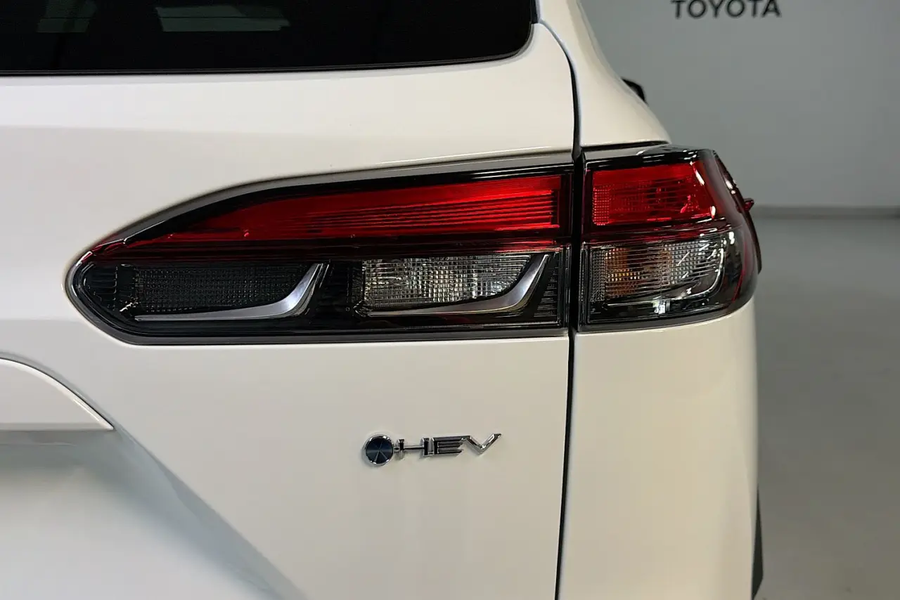 2024 Toyota Corolla Cross Gallery Image 9