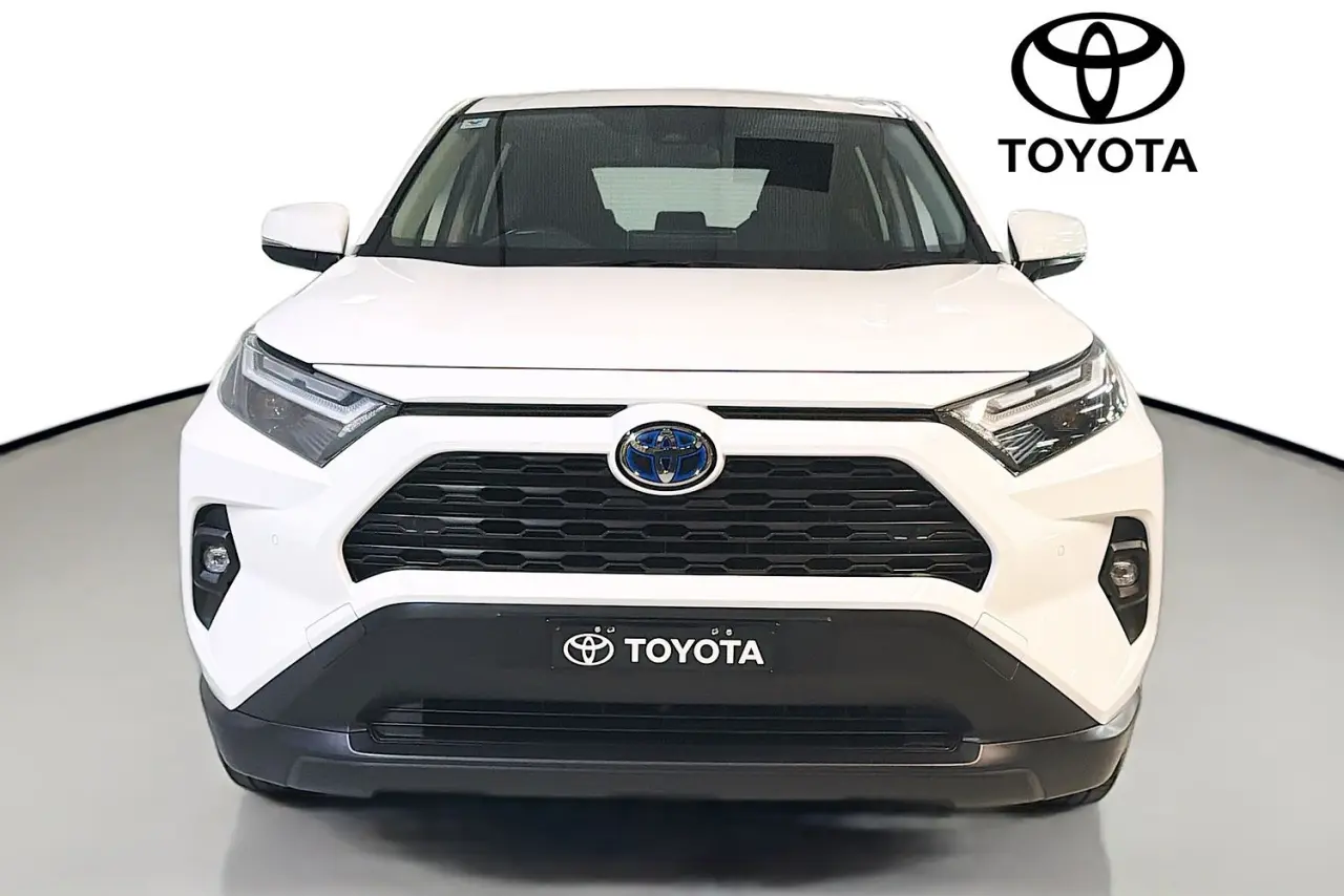 2022 Toyota RAV4 Gallery Image 2