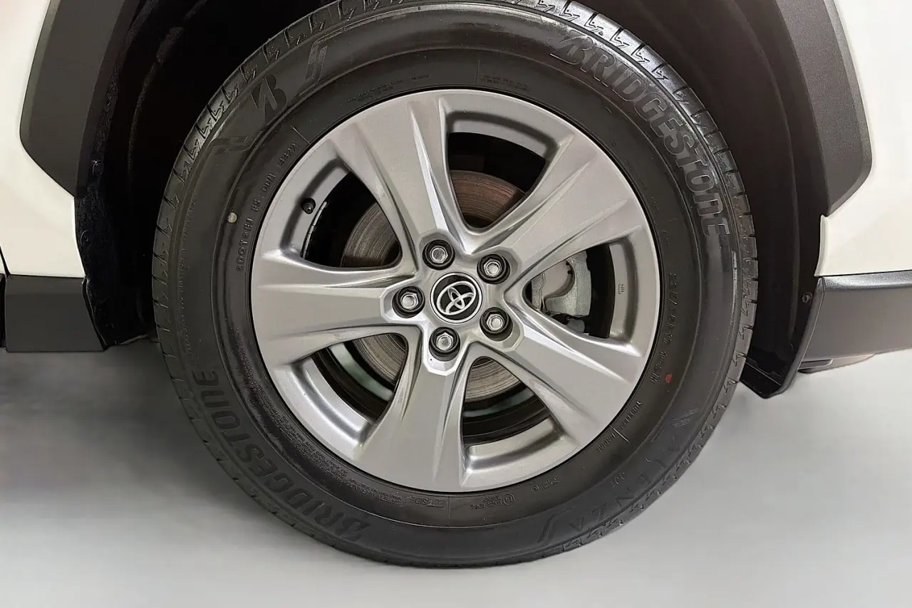 2022 Toyota RAV4 Gallery Image 27