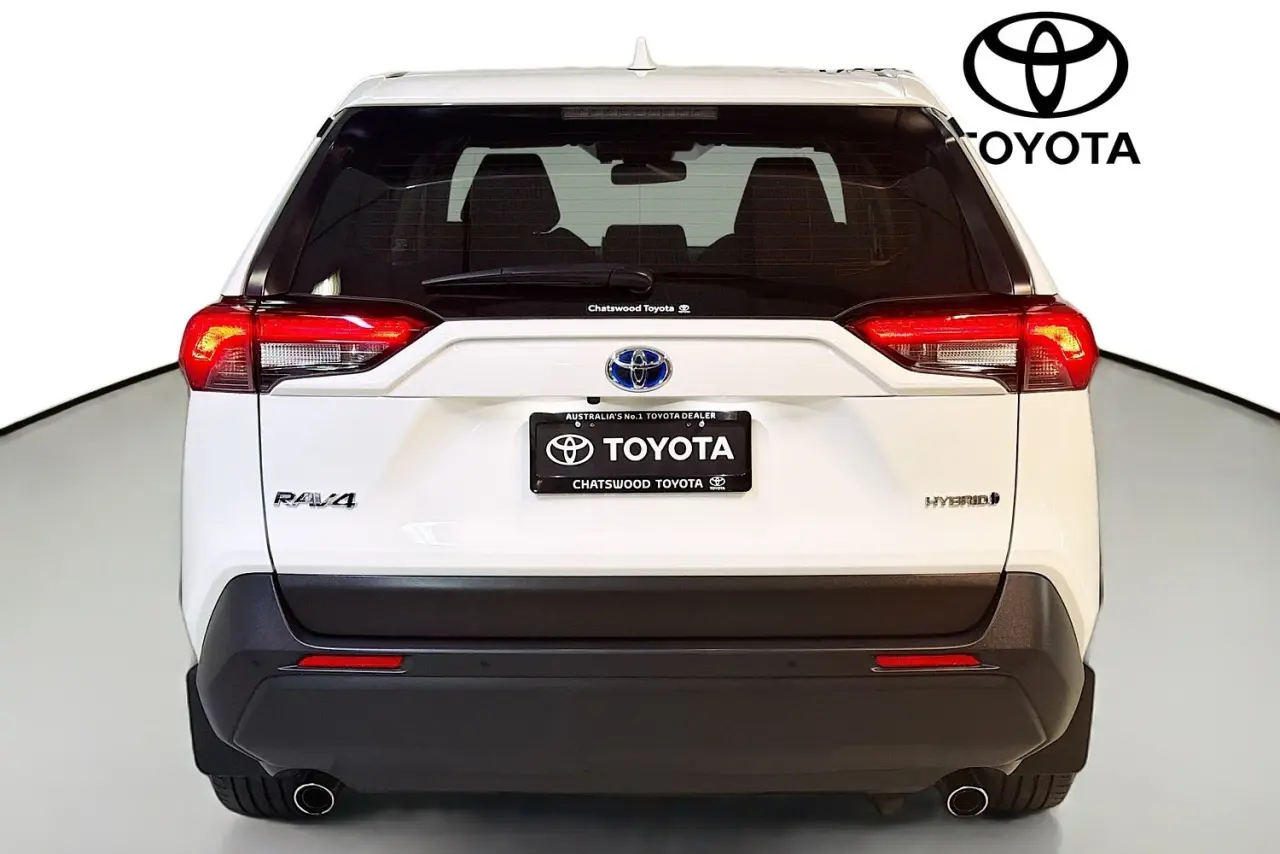 2022 Toyota RAV4 Gallery Image 7