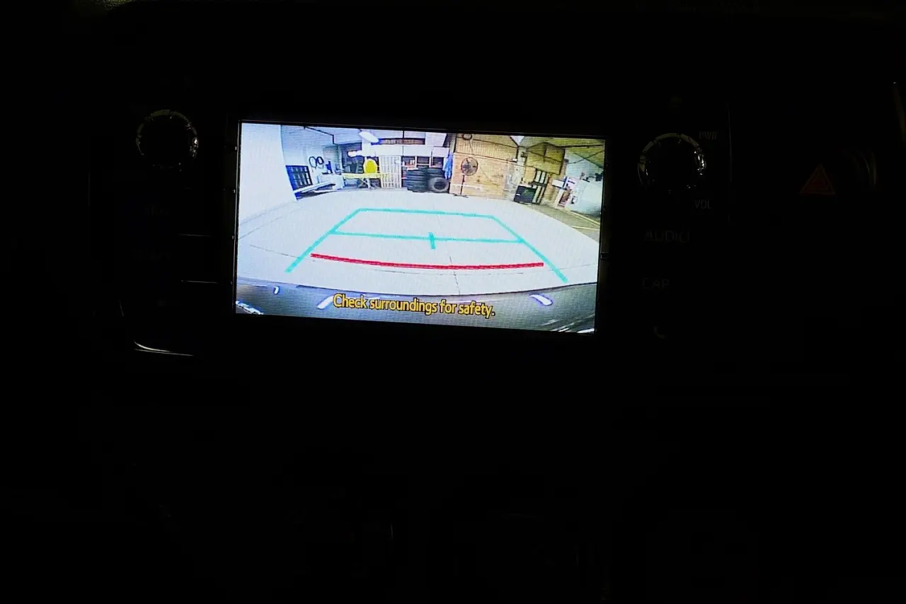 2018 Toyota Yaris Gallery Image 15