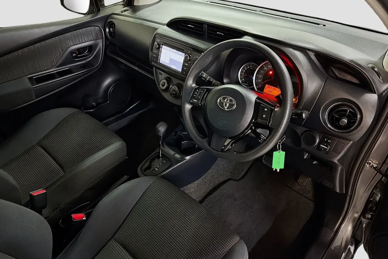 2018 Toyota Yaris Gallery Image 21
