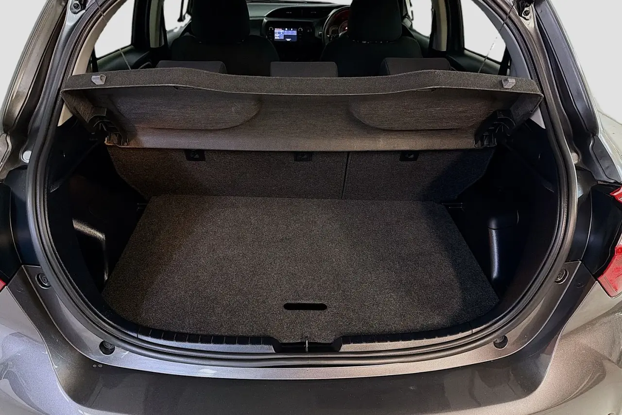 2018 Toyota Yaris Gallery Image 25