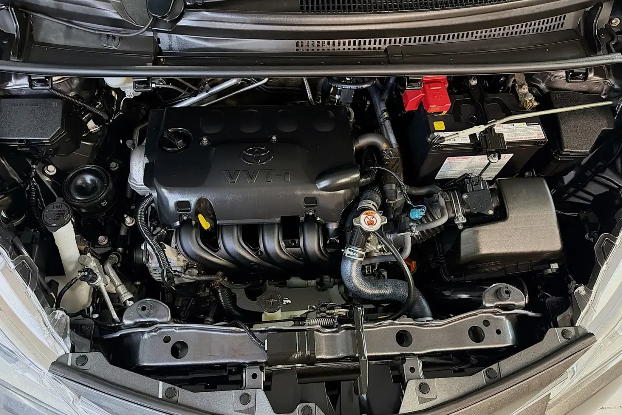 2018 Toyota Yaris Gallery Image 27