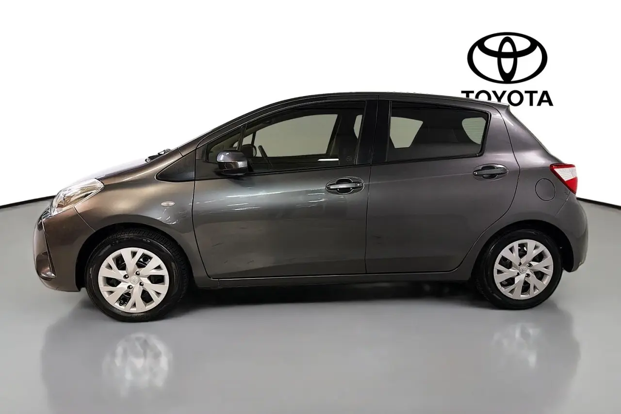 2018 Toyota Yaris Gallery Image 5