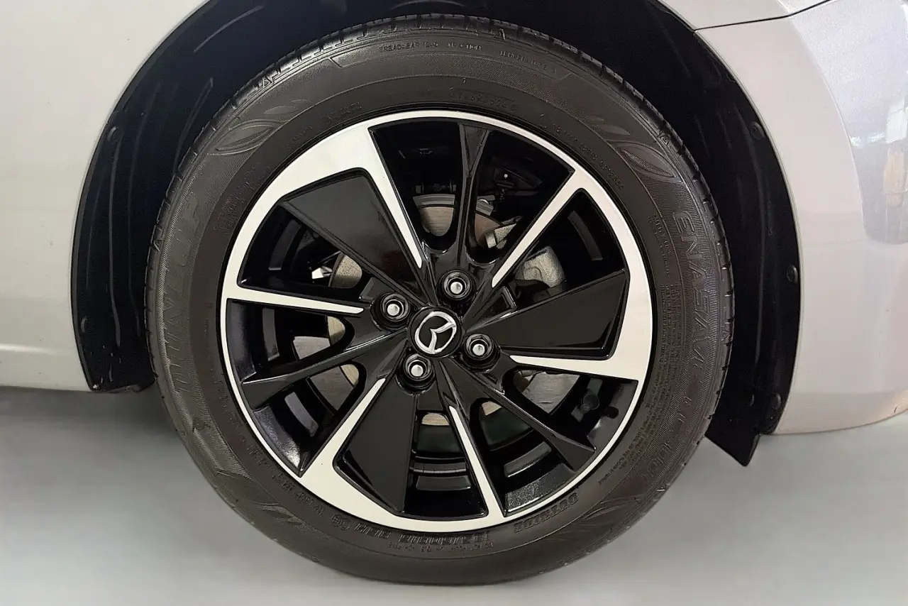 2024 Mazda 2 Gallery Image 27