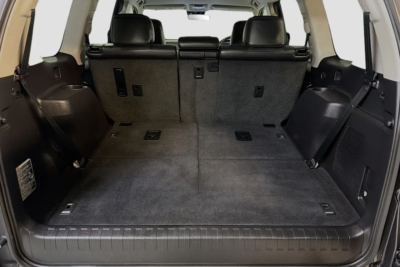 2020 Toyota Landcruiser Prado Gallery Image 31