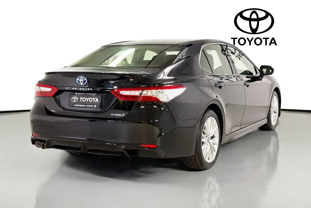 2020 Toyota Camry Gallery Image 10