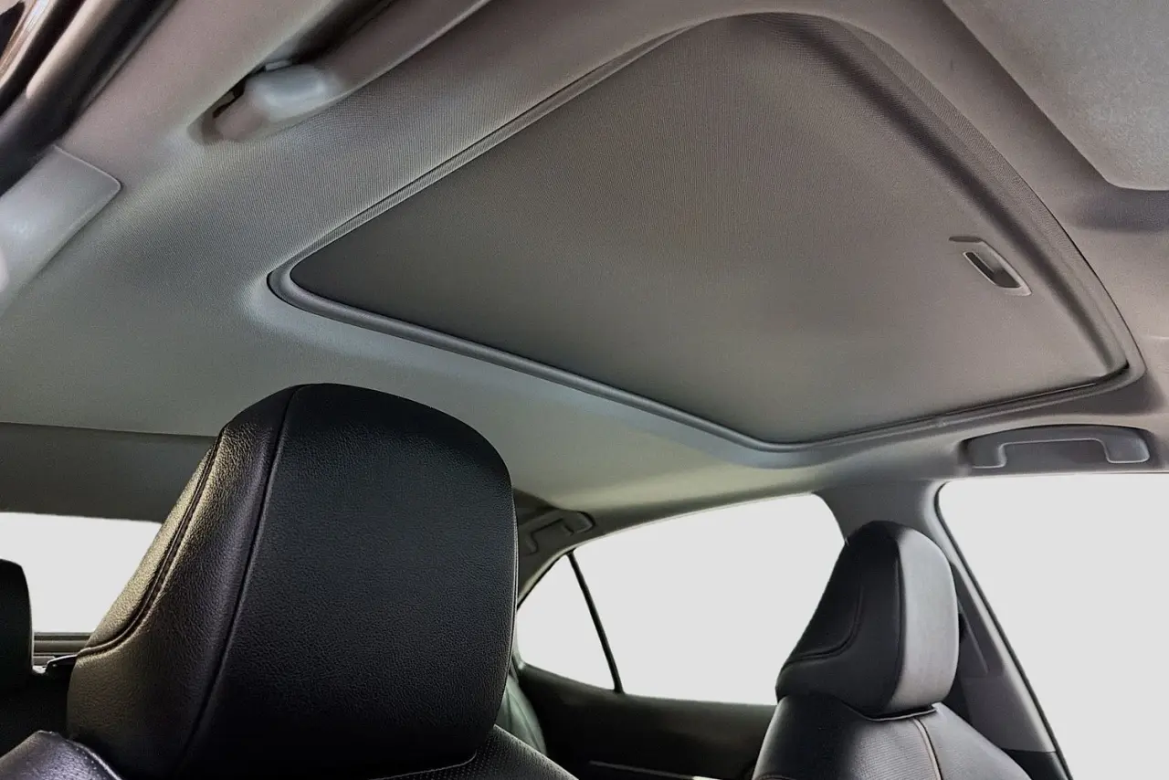 2020 Toyota Camry Gallery Image 12