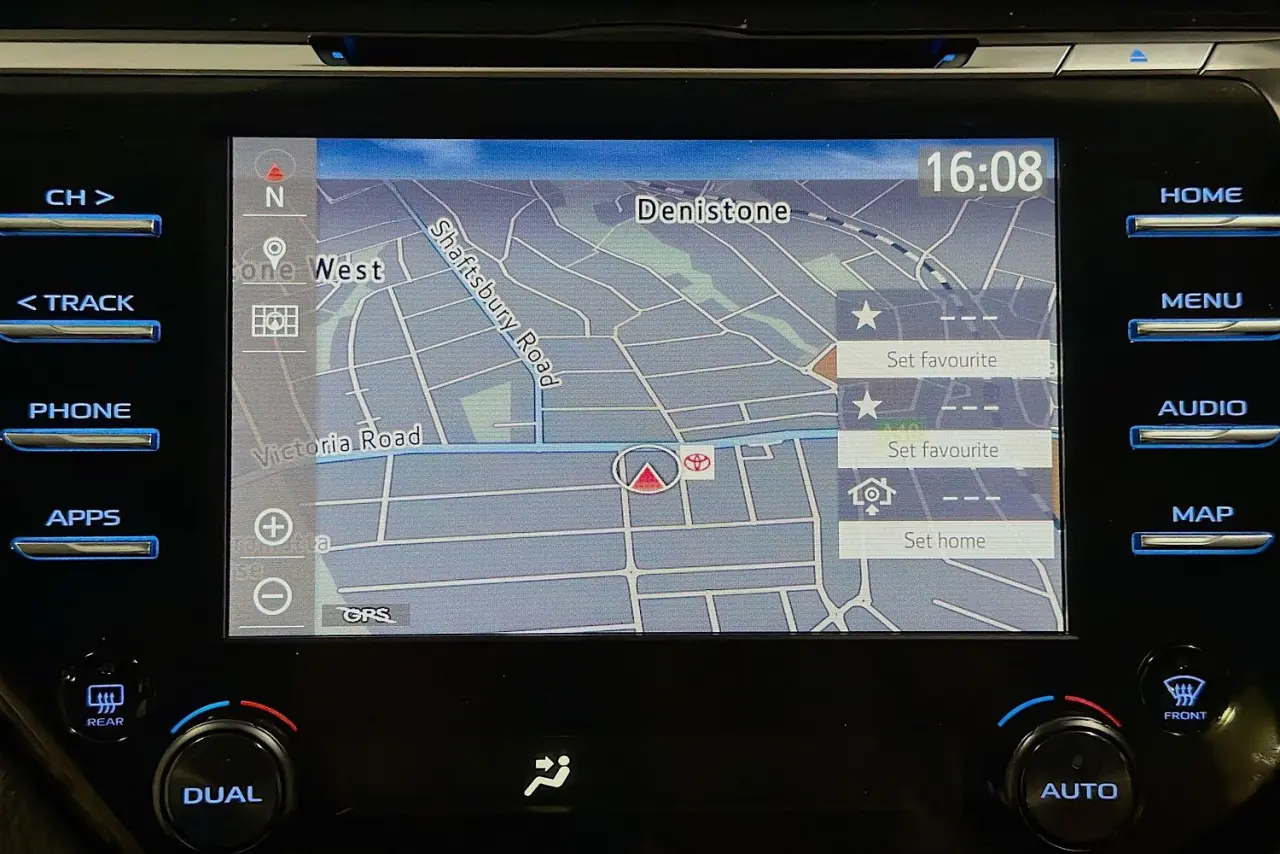 2020 Toyota Camry Gallery Image 17