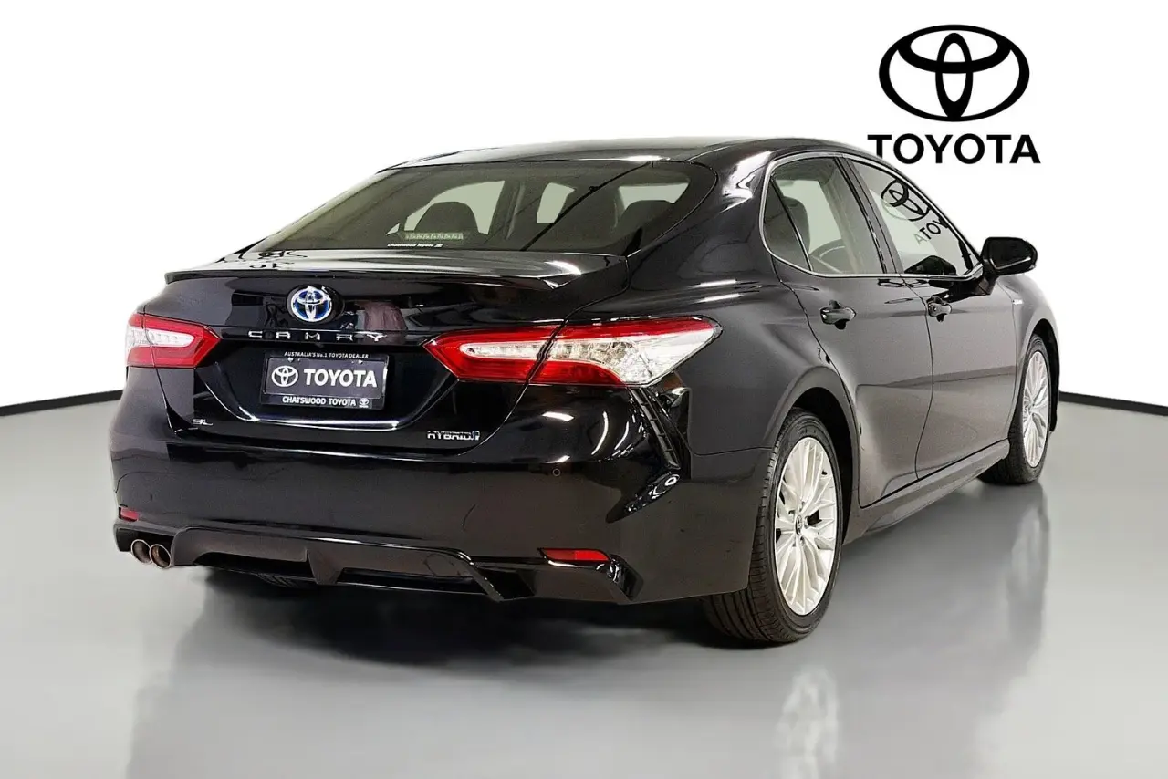 2020 Toyota Camry Gallery Image 10
