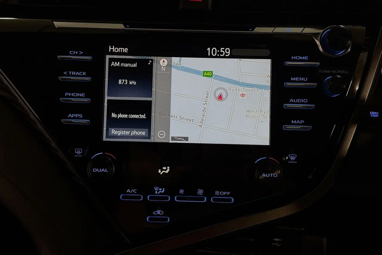 2020 Toyota Camry Gallery Image 15