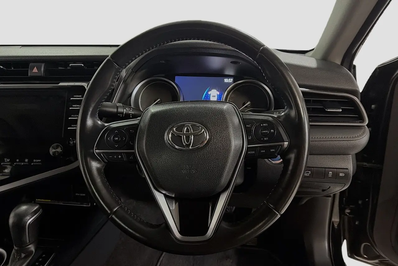 2020 Toyota Camry Gallery Image 21