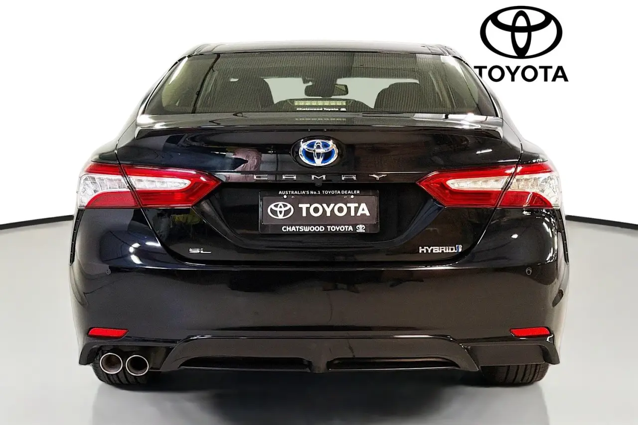2020 Toyota Camry Gallery Image 7