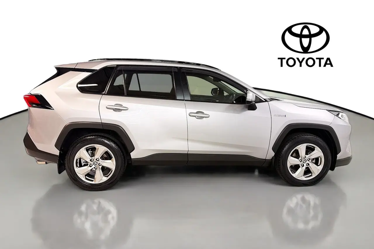 2021 Toyota RAV4 Gallery Image 11