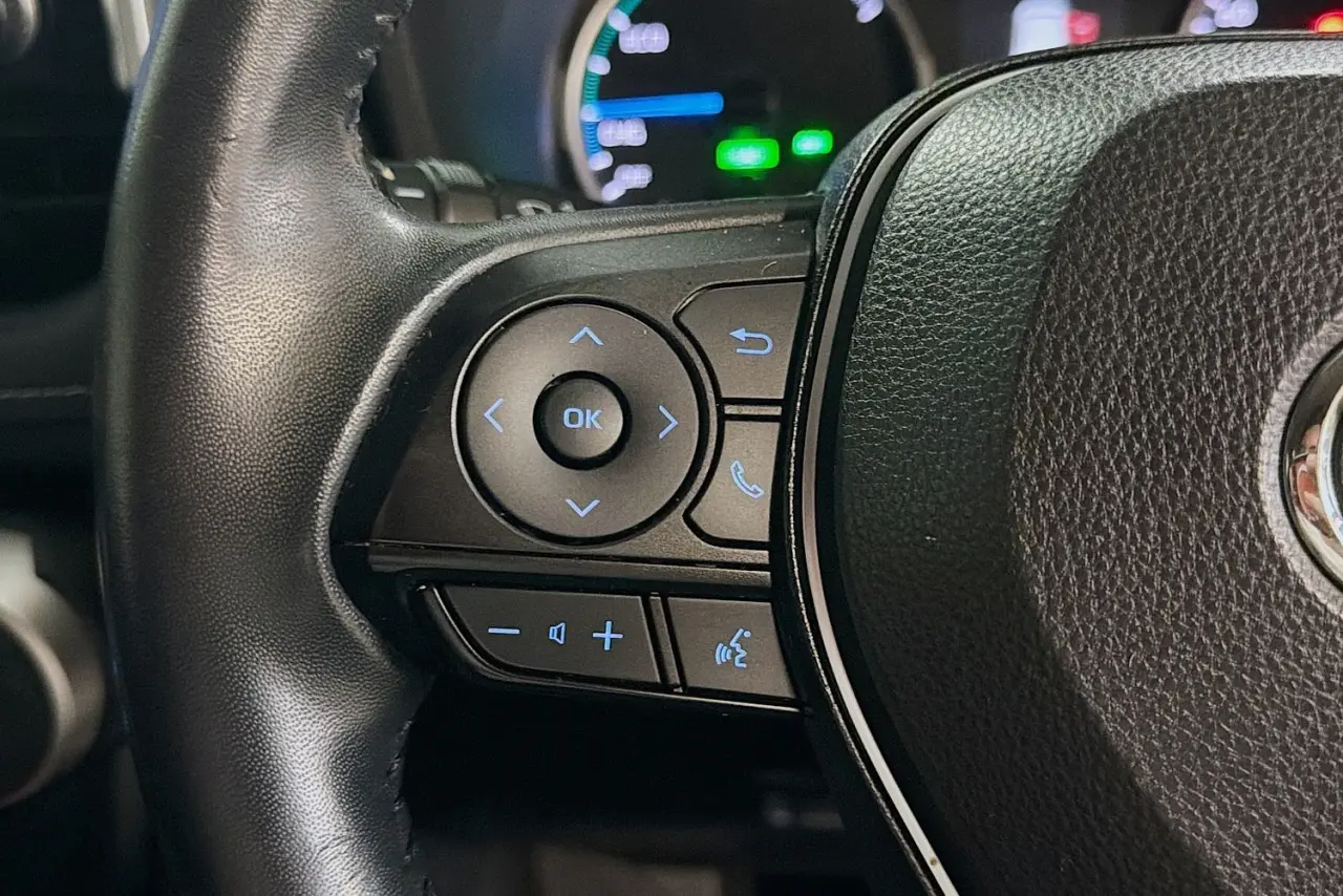 2021 Toyota RAV4 Gallery Image 18