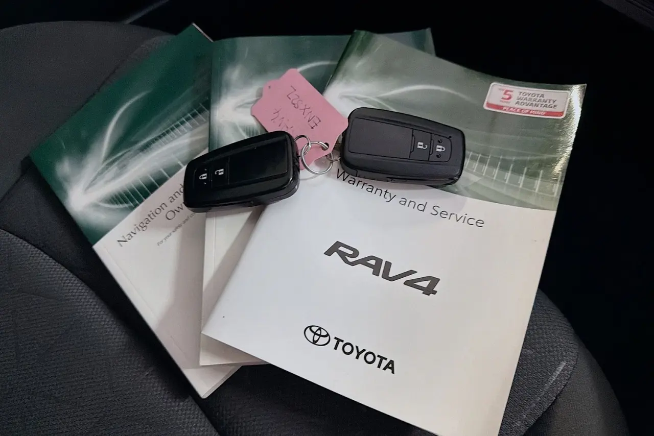 2021 Toyota RAV4 Gallery Image 29