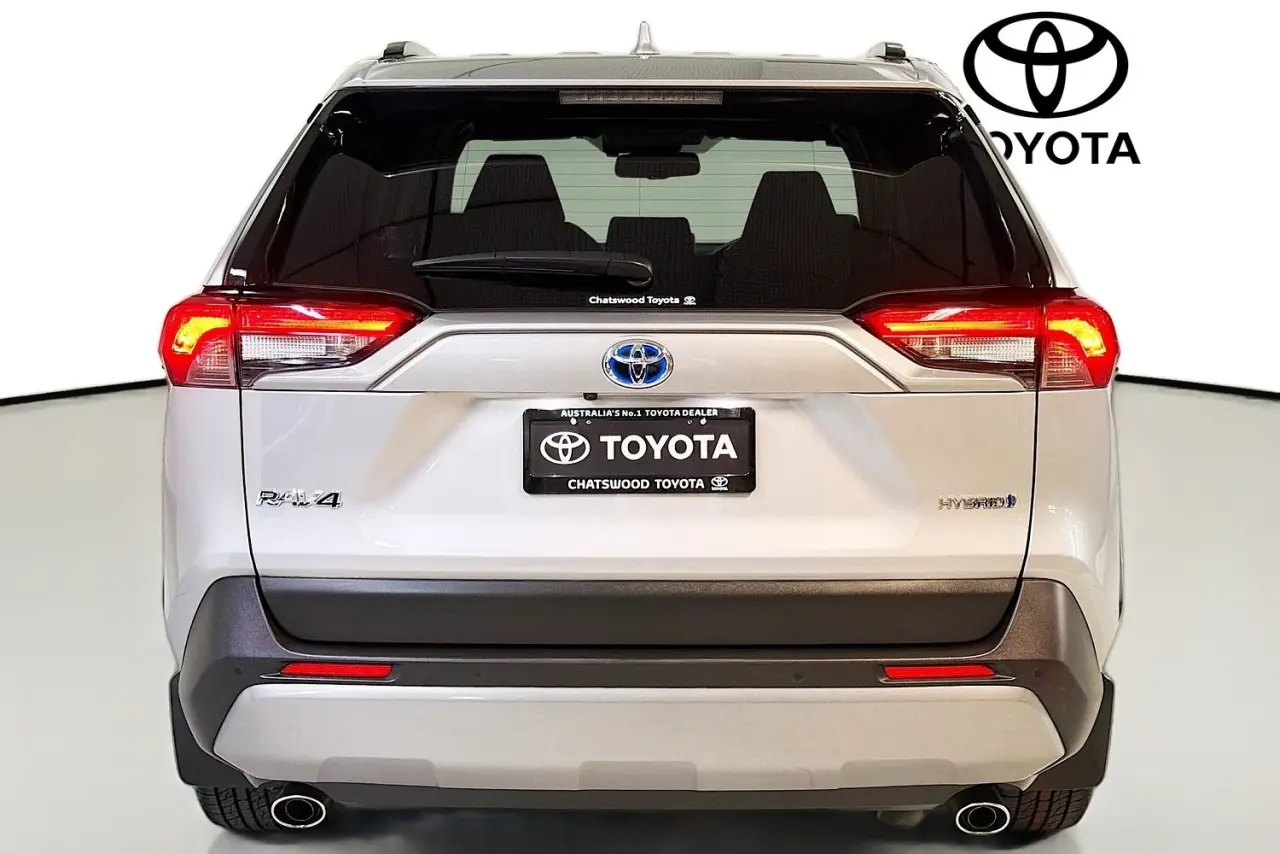 2021 Toyota RAV4 Gallery Image 7